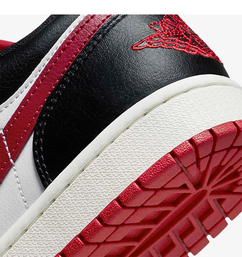 Nike Authentic Air Jordan 1 Low Sapatilhas Desportivas para Homem e Mulher DC0774-160
