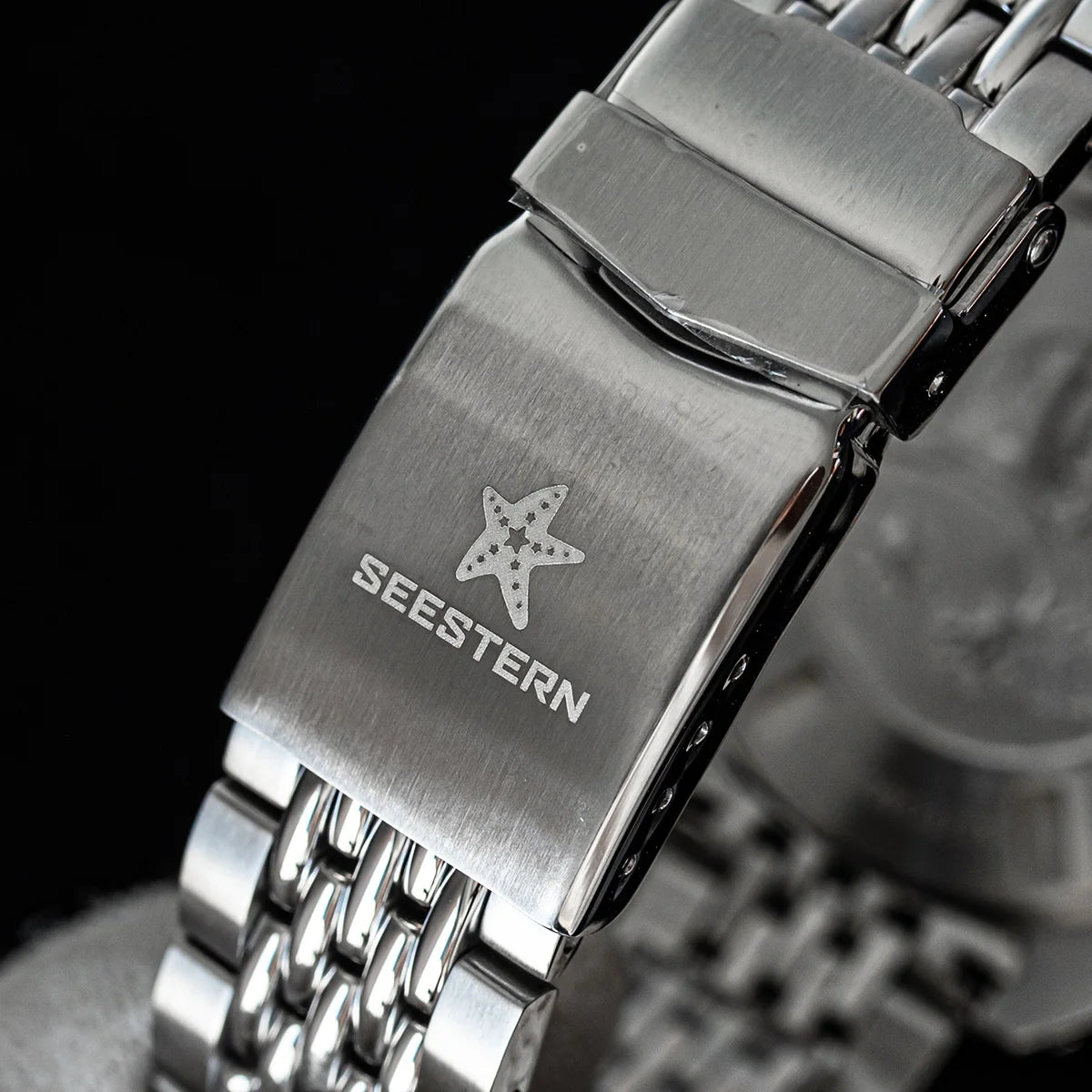SEESTERN Men Diving Watch Automatic Luminous Date Waterproof Turn Bracelet Wristwatches Retro SUB300T Mechanical Sapphire Glass