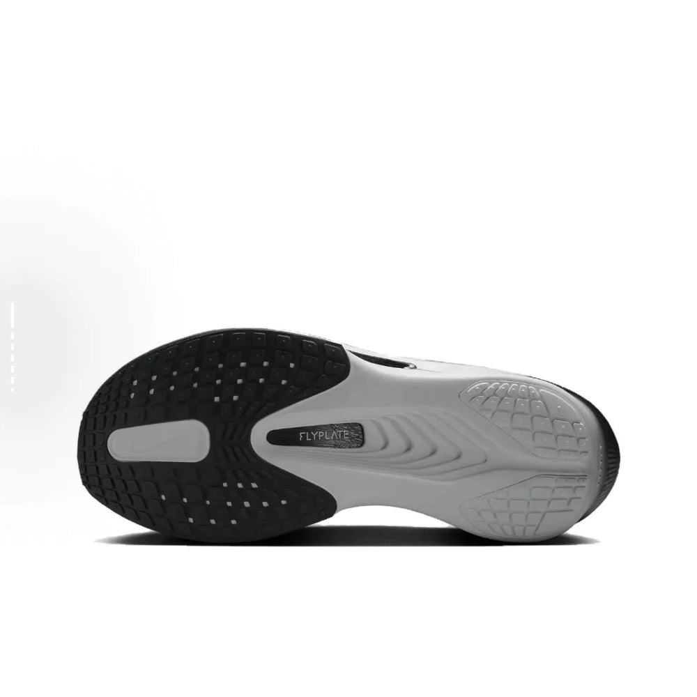 Nike Zoom Fly 6 – pohodlné nízke bežecké topánky s protisklzovou podrážkou a vysokou odolnosťou, pánske, čierne/šedé, FN8454-001