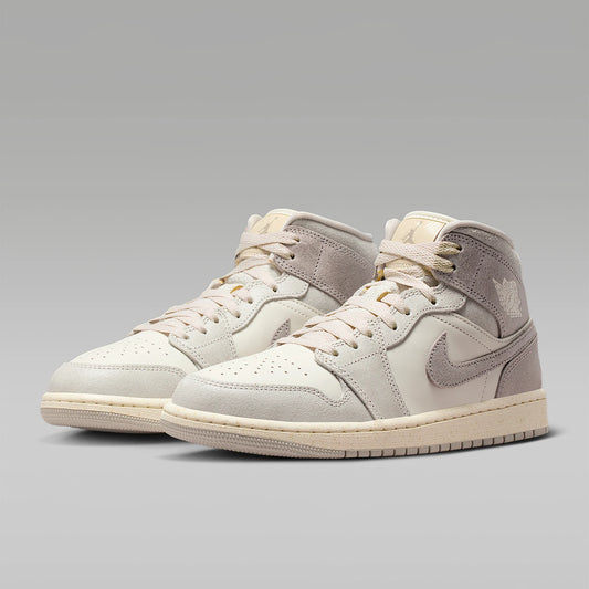 Nike Authentic JORDAN — Ténis de basquetebol desportivos de cano alto para mulher, com atacadores e resistentes ao desgaste IB7010-001