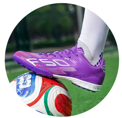 Nouvelles chaussures de football pour hommes, chaussures d'entraînement, baskets de match, chaussures de football pour terrain en herbe, chaussures de sport professionnelles antidérapantes, ultra-légères, unisexes.