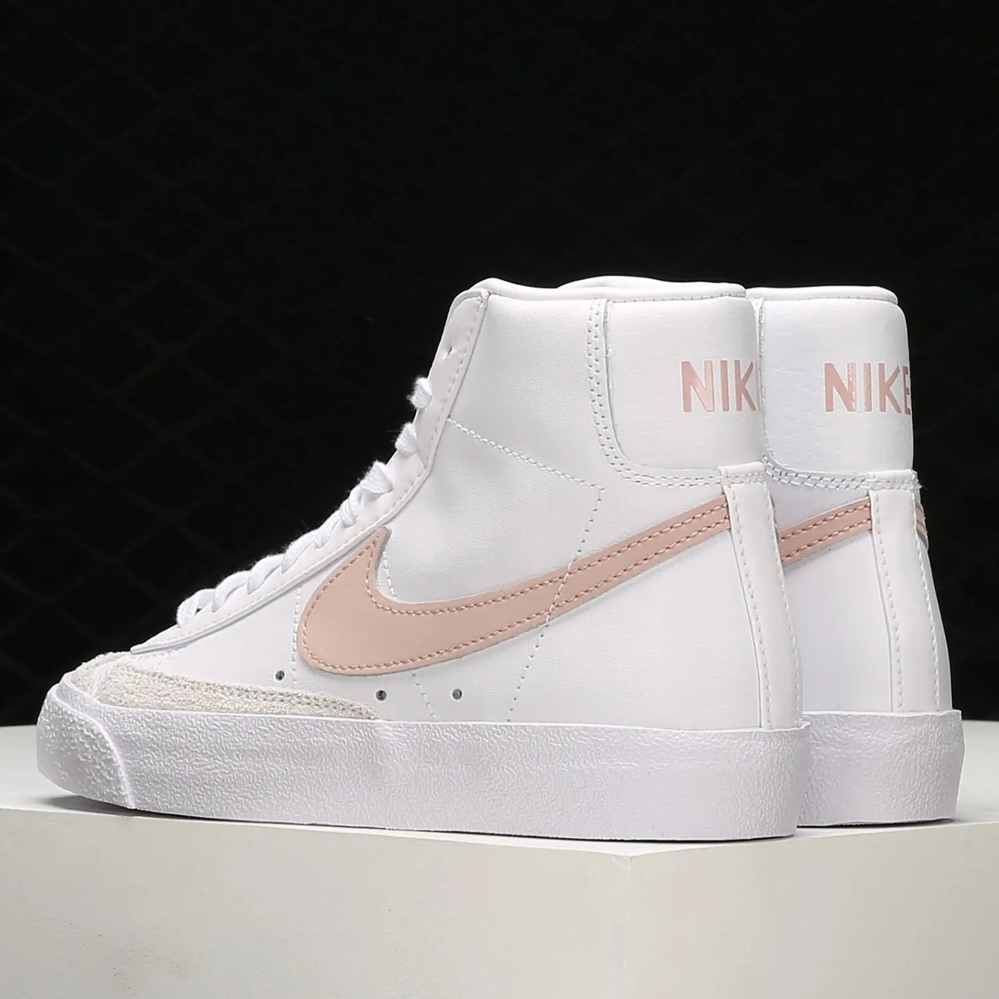 Nike Genuine Blazer Pioneer Damen-Mid-Top-Freizeit-Sneaker CZ1055-118