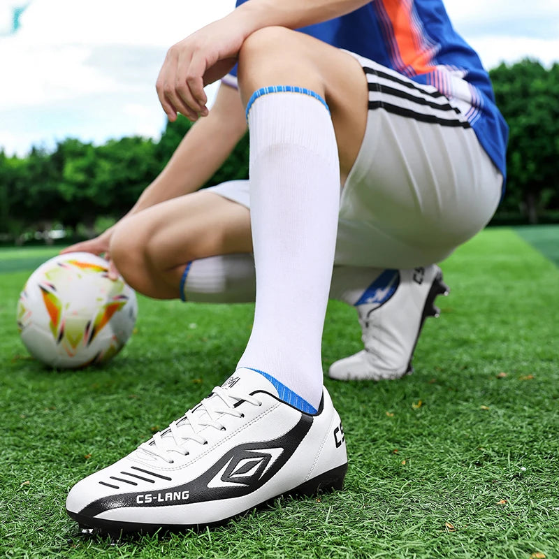 New Men’s Football Boots Grass Cleats Soccer Shoes Match Adult Indoor Ultralight Non-Slip Boys Futsal Sport Turf Comfortable