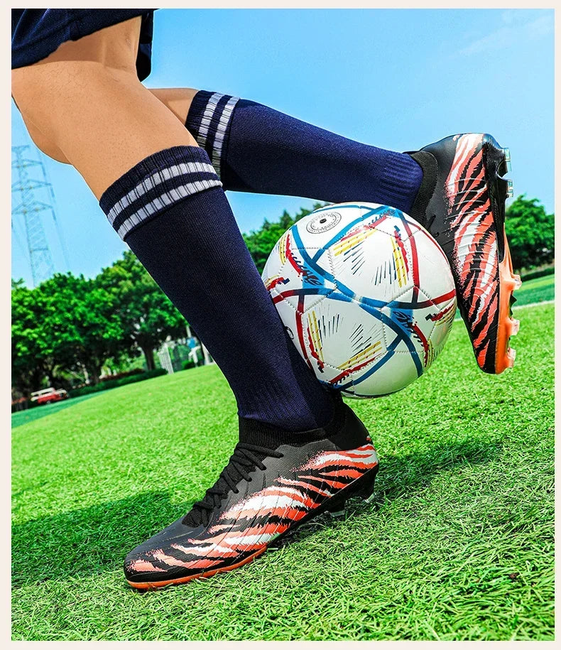 New Men's Football Boots Sport Ultralight Non-Slip Outdoor Adult Cleats Match Unisex Soccer Shoes Comfortable Grass High-Quality