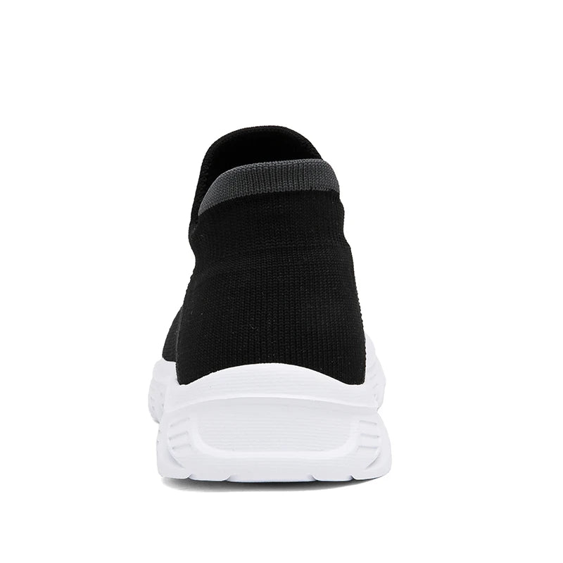 Breathable Men Casual Shoes Slip on Male Vulcanized Shoes Lightweight Men's Casual Sneakers Soft Anti-slip Flats Outdoor Loafers