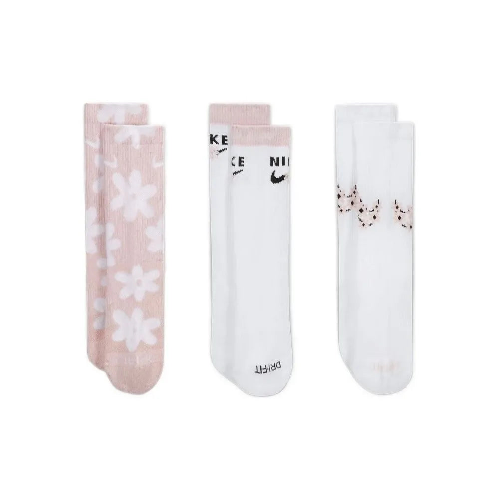 Nike: Stylish, Versatile, and Comfortable Sports and Casual Wear for Men and Women – Terry Cloth Socks 3-Pack SX7557-010
