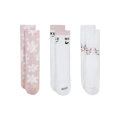 Nike: Stylish, Versatile, and Comfortable Sports and Casual Wear for Men and Women – Terry Cloth Socks 3-Pack SX7557-010