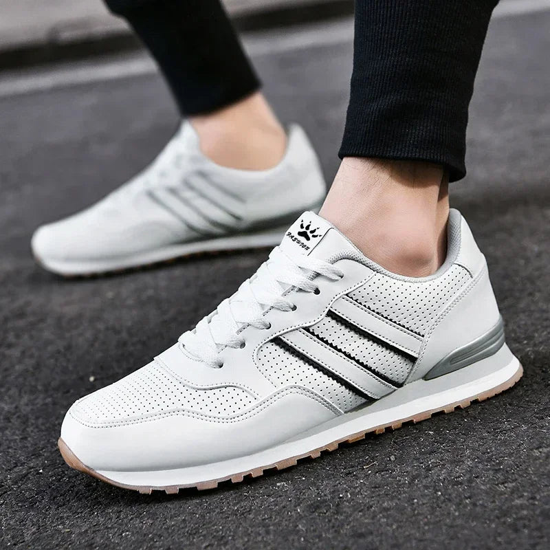 Jesienne buty sportowe męskie, płaskie buty do biegania, białe, trwałe, klasyczne buty casualowe, niskie, modne buty trekkingowe i do chodzenia