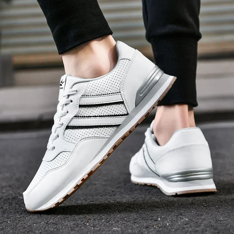 Jesienne buty sportowe męskie, płaskie buty do biegania, białe, trwałe, klasyczne buty casualowe, niskie, modne buty trekkingowe i do chodzenia