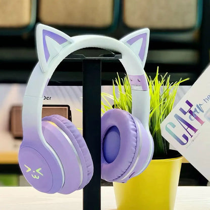 Casque Bluetooth 5.1 sans fil SOYTO avec oreilles de chat lumineuses dégradées, réduction de bruit, écouteurs supra-auriculaires mignons pour téléphone, PC et jeux