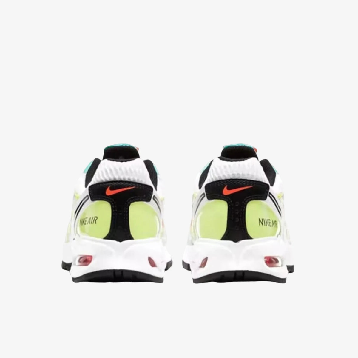 Ténis de corrida Nike Authentic para mulher com amortecimento a ar CW5607-100