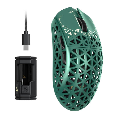 Rato Gaming Sem Fios ATTACK SHARK R5 Ultra 8K em Fibra de Carbono com Sensor 42000 DPI-PAW3950 MAX — ultraleve de 39g para Win/Mac