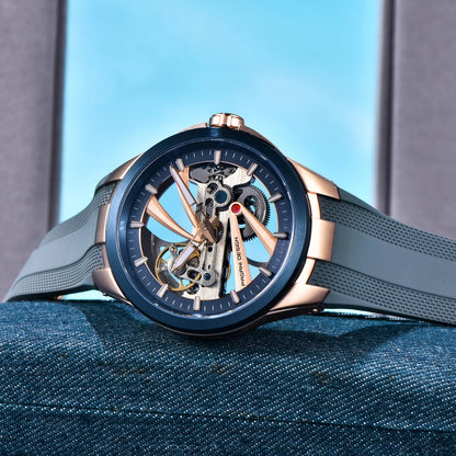 Herrklocka från PAGANI DESIGN – Mekanisk automatisk lyxmodell av typen ”skelett” (öppen mekanism), utrustad med en tourbillon, safirglas med antireflexbehandling, vattentät och självlysande.