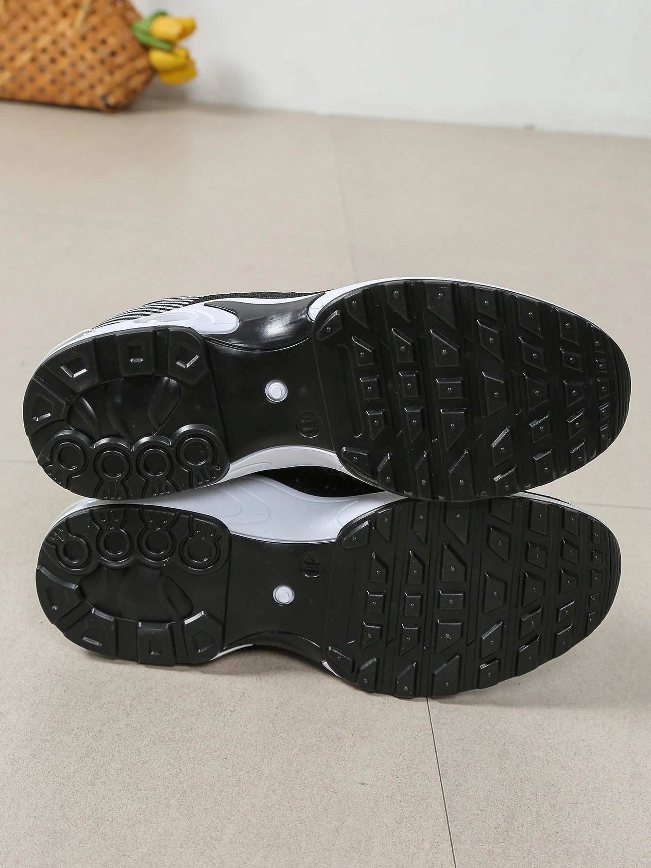 Sapatilhas de Homem Fashion Super Respiráveis com Atacadores para Corrida - Antiderrapantes, duradouras e com conforto almofadado - Sapatilhas de Moda para Homem