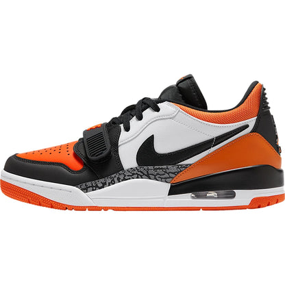 Nike Original Jordan Herren-Basketballschuhe mit Air-Dämpfung CD7069-118