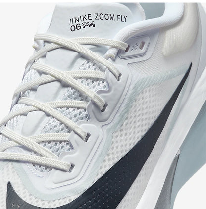 Ténis de corrida almofadados Nike Authentic Zoom Fly 6 para homem, modelo FN8454-104