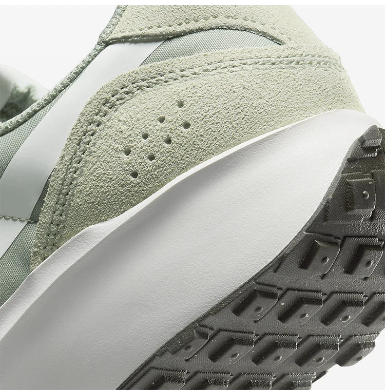 Nike eredeti termék: Waffle Nav férfi retro szarvasbőr cipő FJ4195-300