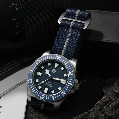 Watchdives EXD 40Mm Titanium Dive Watch Men's VH31 Sweep Quartz Watches 200 Waterproof AR Sapphire BGW9 Luminous 316L Wristwatch