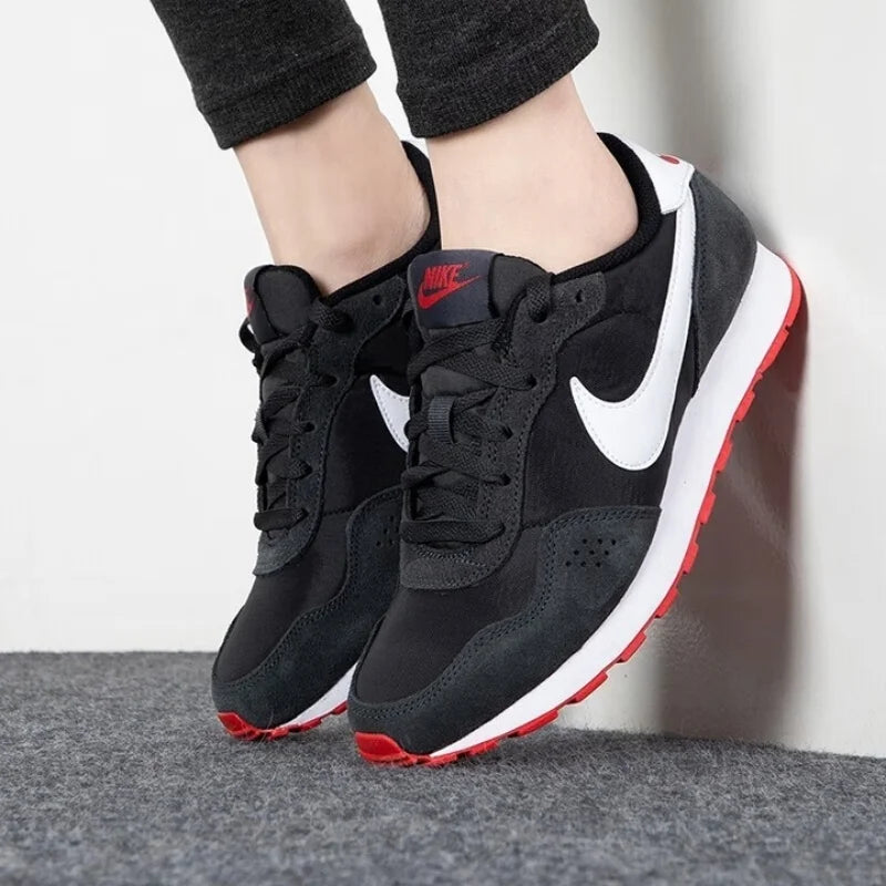 Nike Women's Shoes Valiant New Trendy Comfortable Versatile Retro Waffle Casual Sneakers CN8558-016