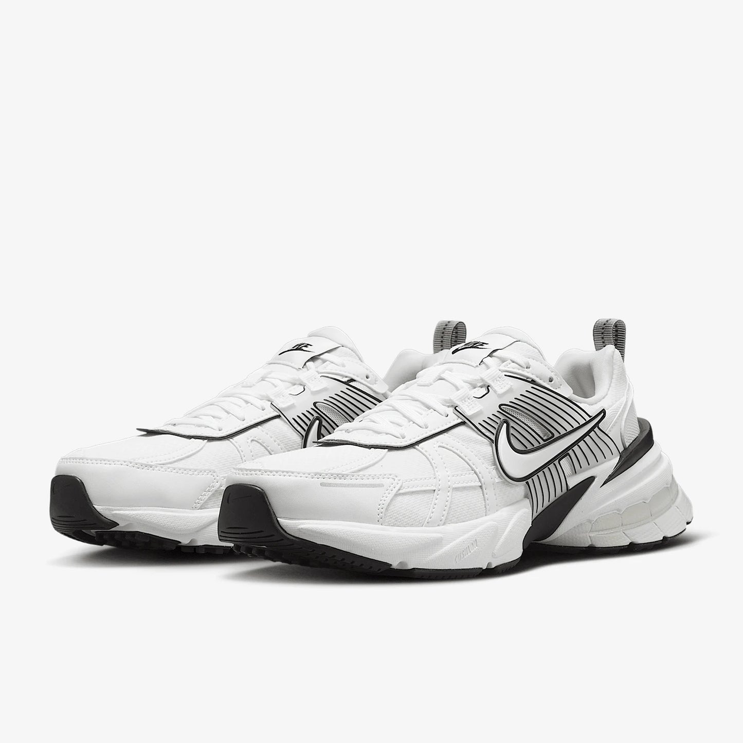 Nike Original V2K RUN Damen – robuste, leichte Retro-Low-Top-Dad-Schuhe HF5342-100