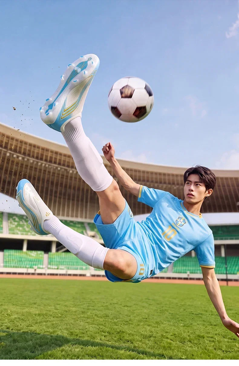 Nouvelles chaussures de football pour hommes TF/FG, modèle professionnel unisexe, très populaires, chaussures de futsal ultra-légères, chaussures de football de haute qualité, chaussures de sport pour femmes.