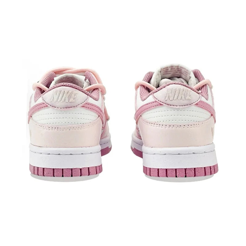 Personalizované tenisky Nike Dunk „Honeyed Rose“ – nové čínske ručne maľované dámske nízke skate topánky so srdiečkami