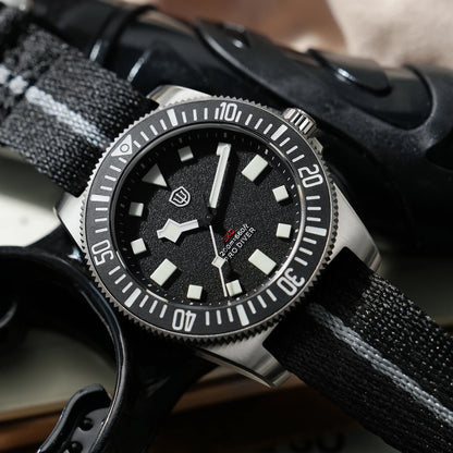 Watchdives EXD 40Mm Titanium Dive Watch Men's VH31 Sweep Quartz Watches 200 Waterproof AR Sapphire BGW9 Luminous 316L Wristwatch