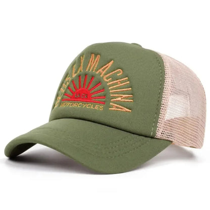 Neue Outdoor-Unisex-Baseballcaps mit gestickten Buchstaben, Colourblock-Design, Sonnenschutz, atmungsaktivem Mesh, vielseitige modische Trucker-Caps als Sonnenhut