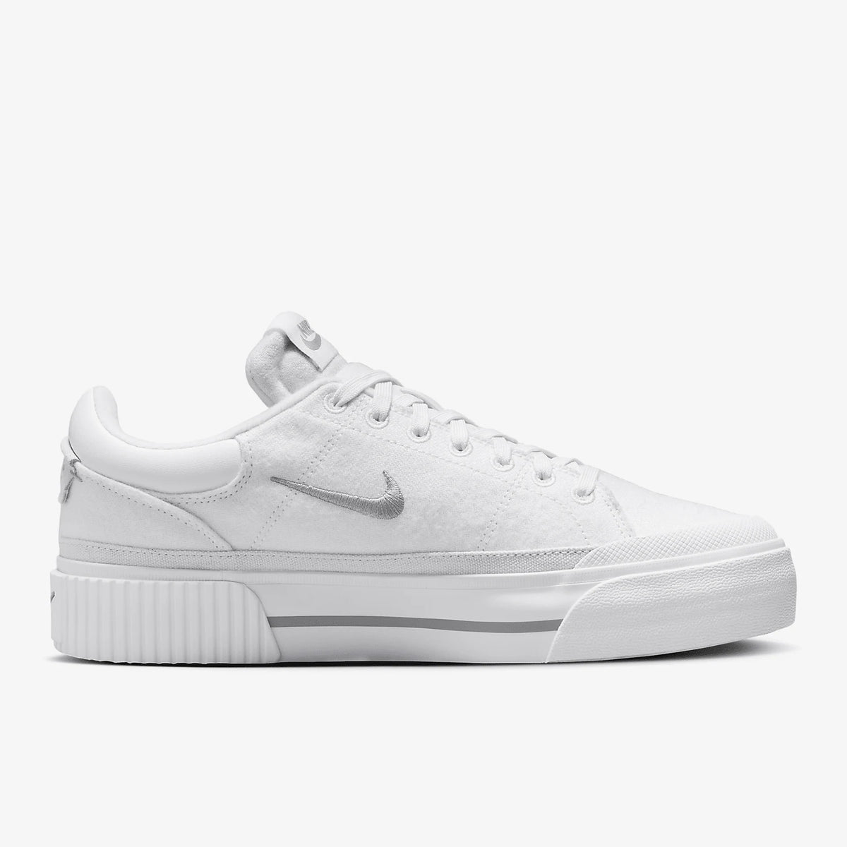 Ténis de skate com plataforma Nike Authentic Legacy Lift para mulher FZ2606-100