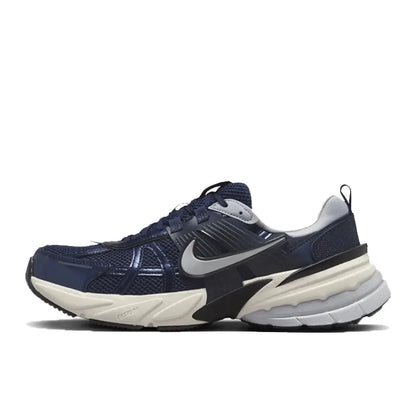 Nike V2K Run Retro-Laufschuhe mit komfortabler Dämpfung und langlebiger Konstruktion, unisex, lässiger Alltagsstil FD0736-003