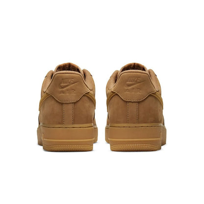 Nike Air Force 1 '07 Stílusos és sokoldalú Csúszásmentes és tartós gördeszkás cipő Klasszikus barna CJ9179-200
