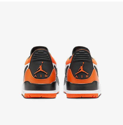 Nike Original Jordan Herren-Basketballschuhe mit Air-Dämpfung CD7069-118