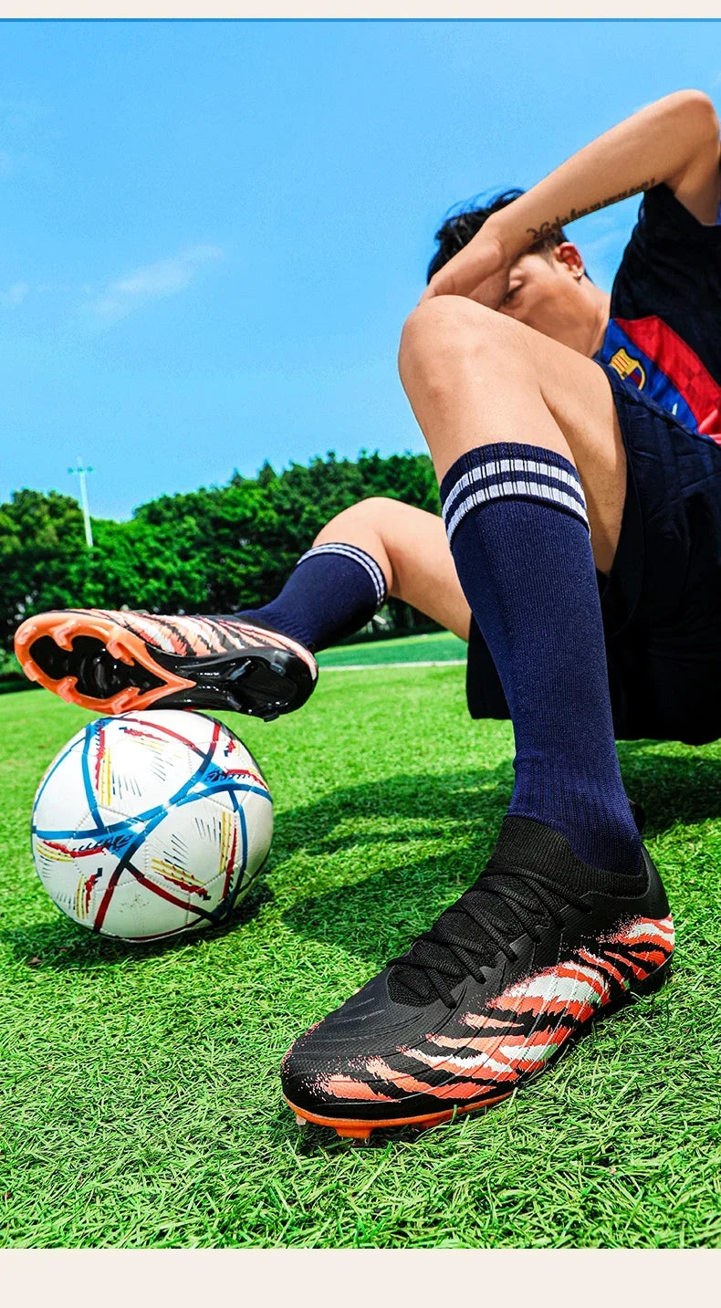 New Men’s Match Unisex Soccer Shoes Outdoor Adult Cleats Ultralight Football Boots Sport Non-Slip Comfortable Grass High-Quality