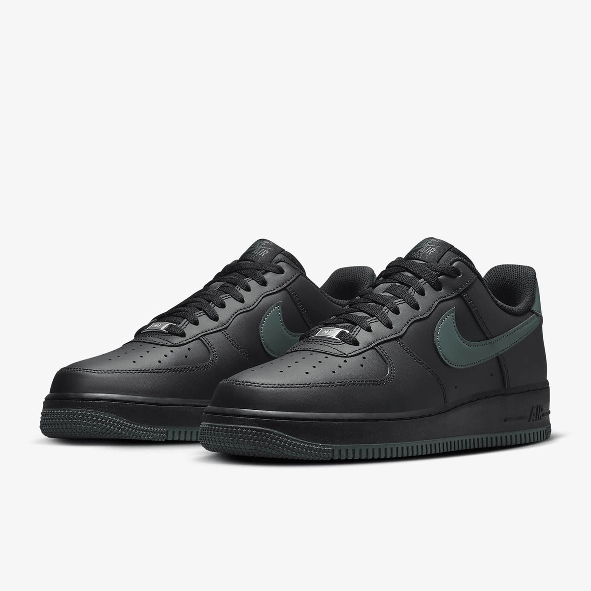 Ténis Nike Air Force 1 07 Originais para Homem FJ4146-001