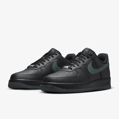 Ténis Nike Air Force 1 07 Originais para Homem FJ4146-001