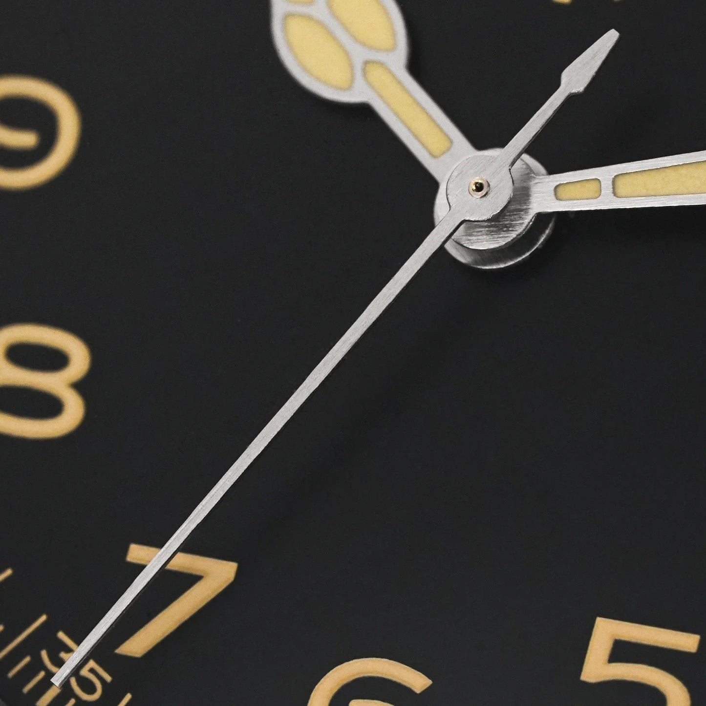 Relógio de Quartzo Vintage Militar Militado ML08 V2 com Movimento VH31, Vidro Duplo de Safira, Luminescência C3 BGW-9, Impermeável, 38mm