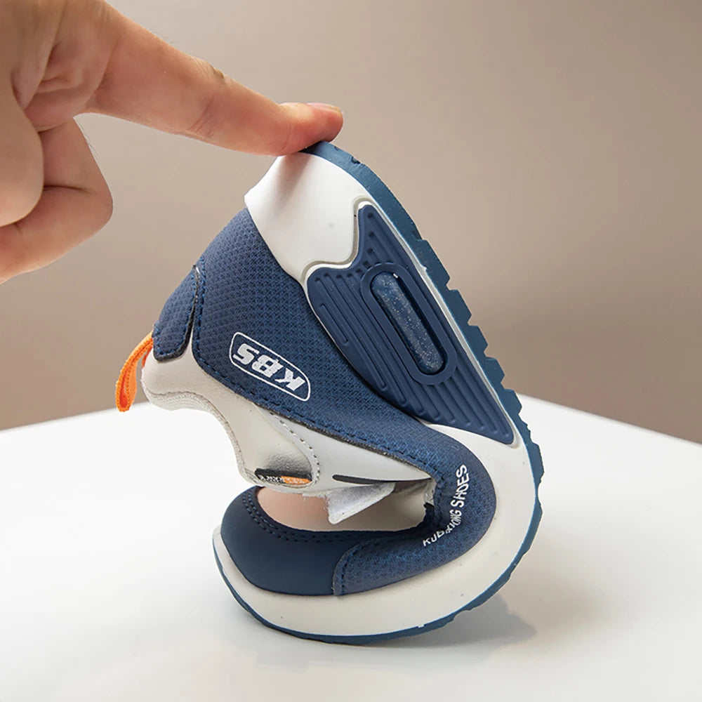 Ténis desportivos em couro PU para criança — tendência 2025, sapatilhas de moda infantil com sola macia para exterior, menino e menina
