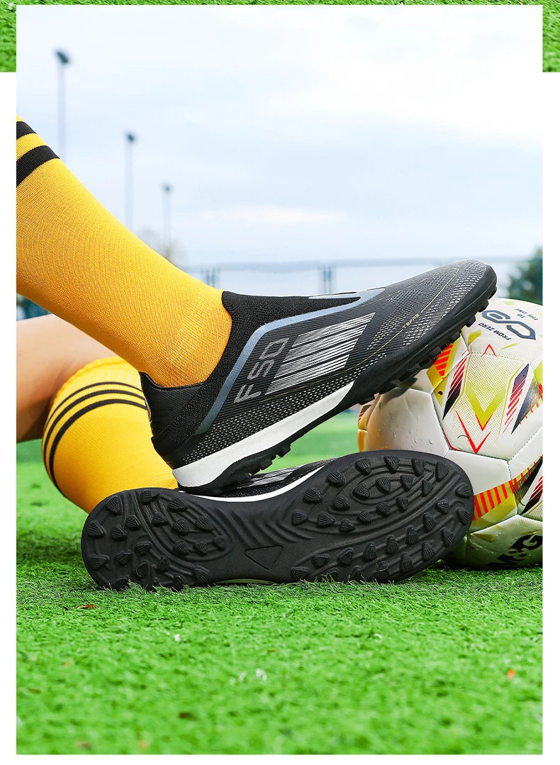 New Men's Football Boots Turf Comfortable Soccer Shoes Sport FG Grass Cleats Futsal Non-Slip Outdoor Adult Ultralight Non-Slip