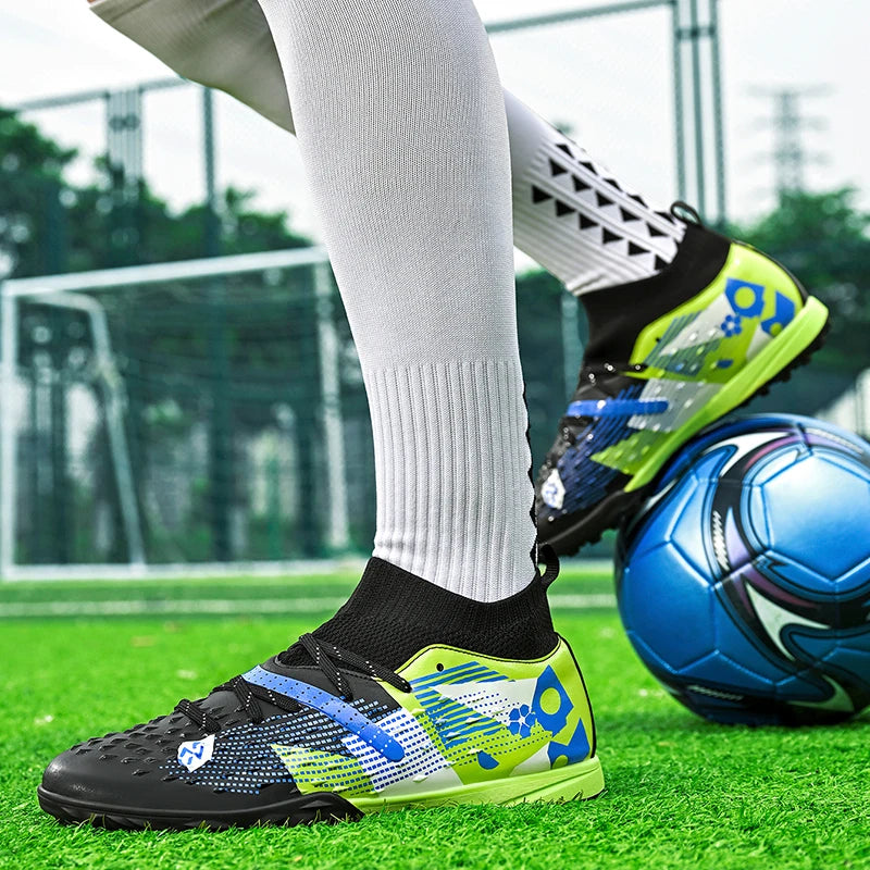 Football Boots Men Professional Soccer Shoes Sneakers Field Long Spikes Outdoor Competition Non-Slip Comfortable Training Shoes