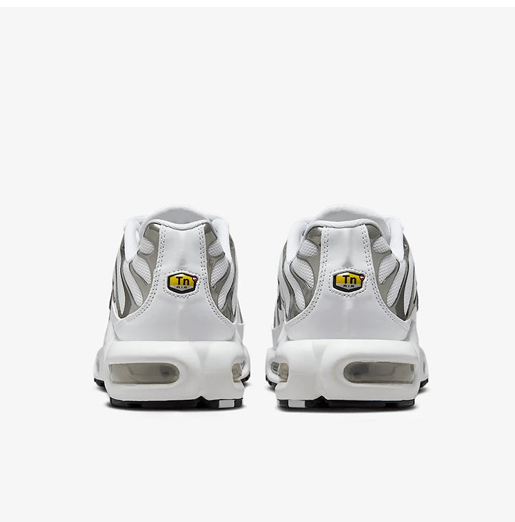 Ténis de corrida femininos Nike Genuine Air Max Plus SE com amortecimento a ar HJ9743-100
