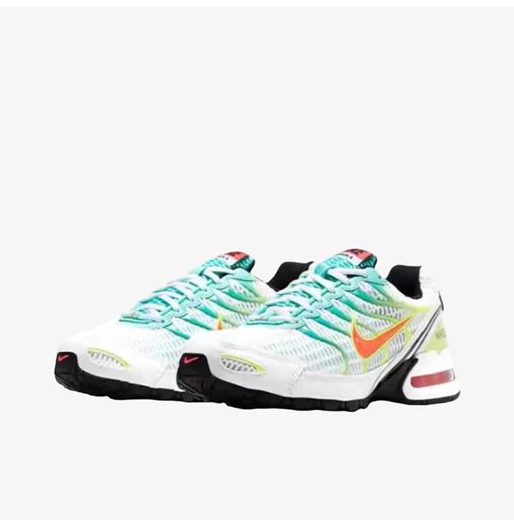 Ténis de corrida Nike Authentic para mulher com amortecimento a ar CW5607-100