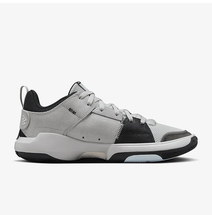 Nike hivatalos, eredeti JORDAN férfi retro párnázott Rebound kosárlabdacipő HF0452-001