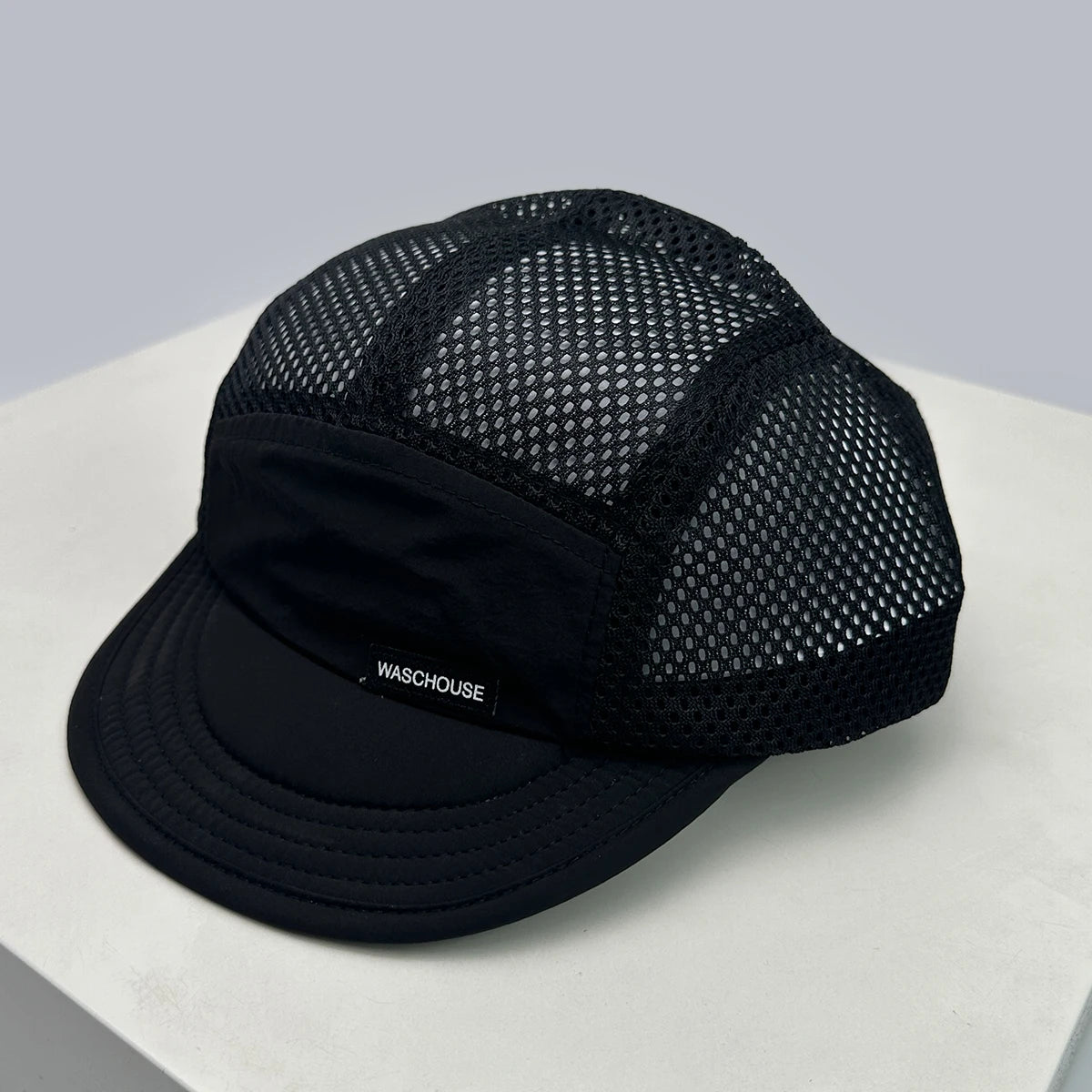 Cappellini da baseball unisex semplici in rete con lettere, parasole, ad asciugatura rapida, traspiranti, con visiera corta e a punta, versatili, alla moda, per attività all’aperto