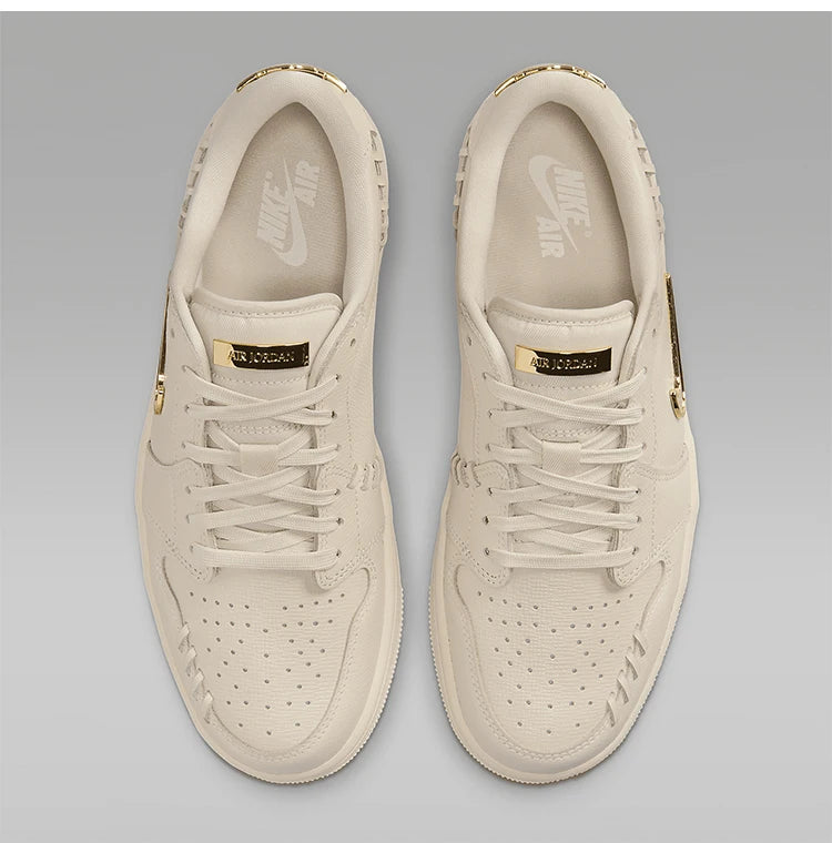 Ténis Nike Authentic Air Jordan 1 MM Low Small Gold Hook para mulher FN5032-200
