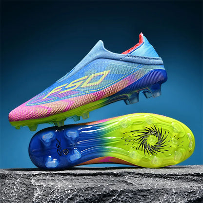 Nouvelles chaussures de football pour hommes, crampons de haute qualité, bottes de football pour terrain en herbe, idéales pour les matchs en extérieur, baskets légères mi-hautes, très vendues, antidérapantes, pour l'e