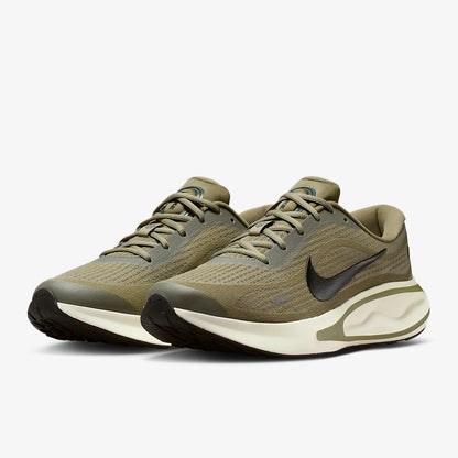 Ténis de corrida Nike Authentic Journey Run para homem, para treino, com amortecimento e resistentes ao desgaste, FN0228-302