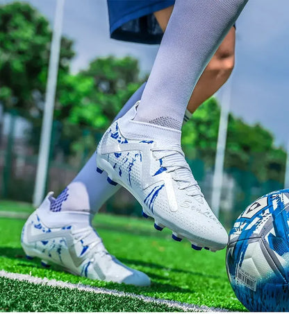 Botas de fútbol oversize para jóvenes y niños, diseño cómodo y flexible, rendimiento estable antideslizante para deportes al aire libre en campo