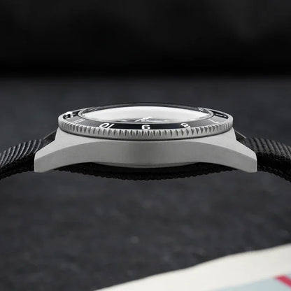 Watchdives WD1972 Quartz Watch VH31 Sweep Seconds Movement Sapphire Crystal BGW9 Luminous 20Bar Waterproof Vintage Men's Watches
