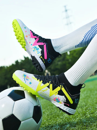 Chaussures de football TF pour adultes, semelle en caoutchouc résistante à l'usure pour terrain synthétique, chaussures de football légères en PU pour hommes, pour matchs sur gazon extérieur