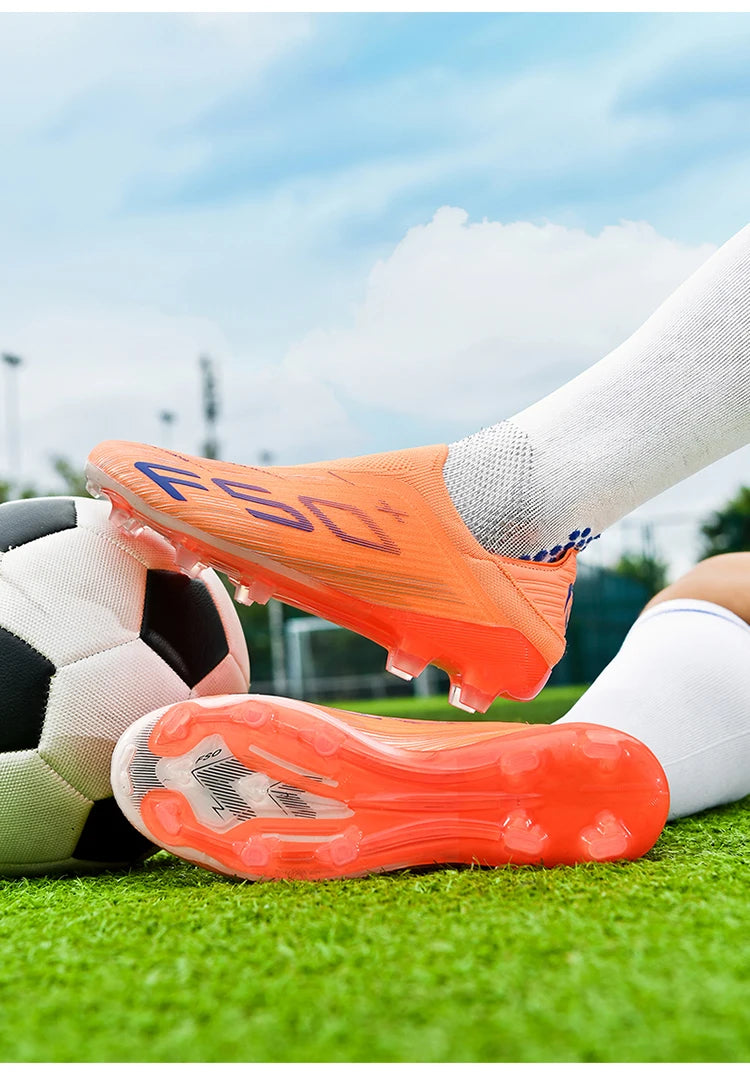 Nuove scarpe da calcio da uomo con tacchetti per erba, comode scarpe da futsal per turf, scarpe sportive ultraleggere FG antiscivolo indoor per adulti
